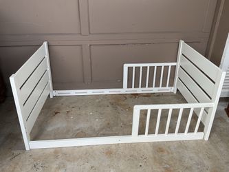 Children’s Head and Footboard Bed Frame