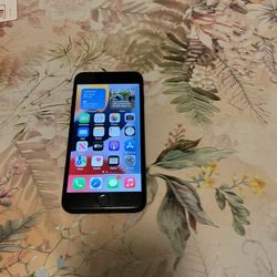 Apple iPhone 7 Plus A1784 32GB Black ATT Clean IMEI: Excellent Condition 