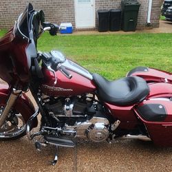 2017 Harley-Davidson Street Glide