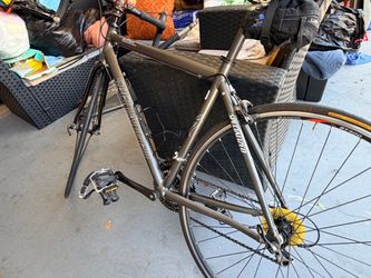 Specialized Allez Road Bike Carbon 2 (Negotiable)