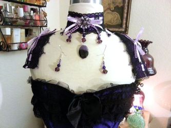 New Handmade Lace Choker, Earrings & Cuffs