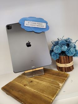  🎯 Studio, School, or Stream – Apple iPad Pro 12.9in 5th Gen for $1 today