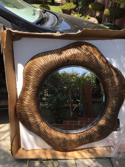 Ambience mirror