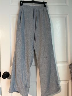 XS women’s sweats