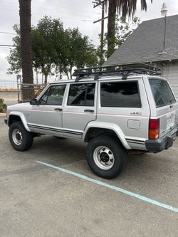 1989 Jeep Cherokee XJ Pioneer 4X4