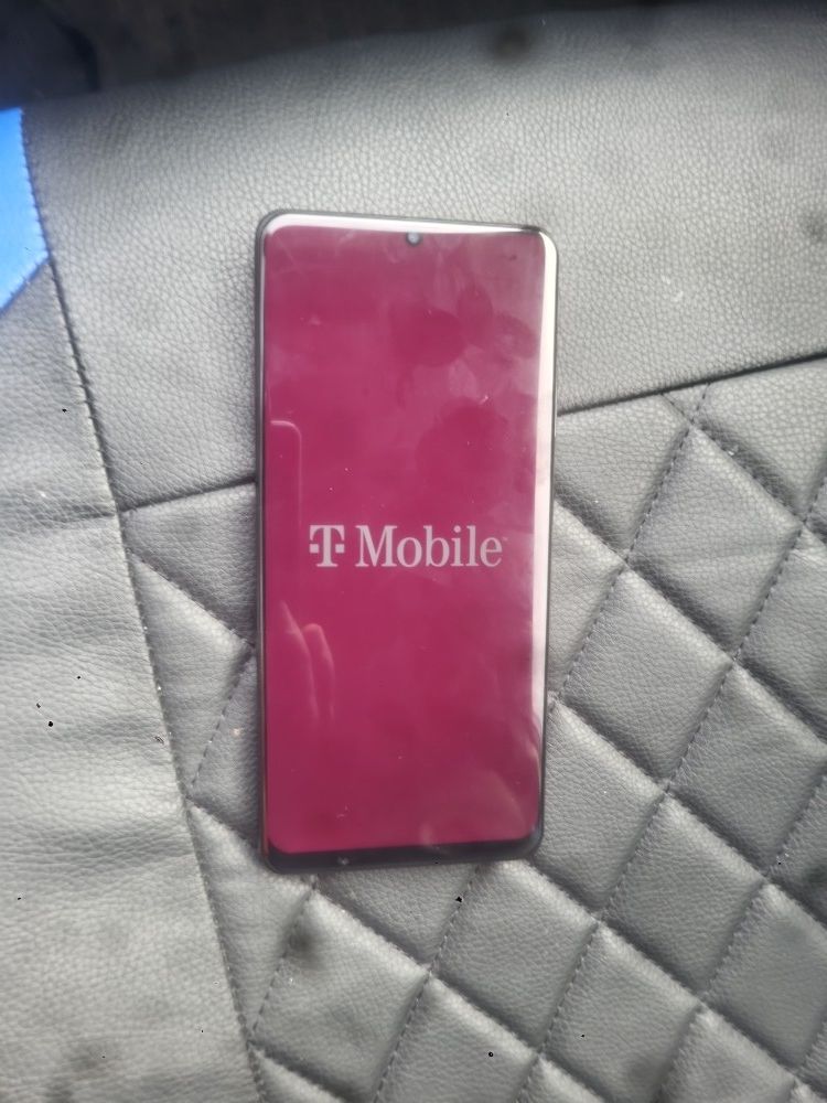UNLOCKED S21 ULTRA (BACK CAMERA FAILURE)