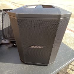 Boses SI Pro+ Portable Speaker Set With Play thru Cover