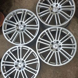 Mercedes-Benz 19in  Wheel Rim Silver