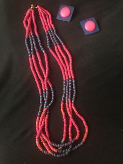 Fuchsia beaded necklace with stations of dark turquoise beads and earrings