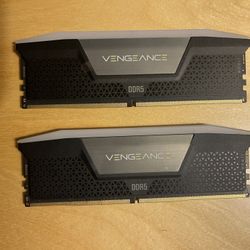 CORSAIR Vengeance RGB 32GB (2 x 16GB) PC RAM DDR5 6400 