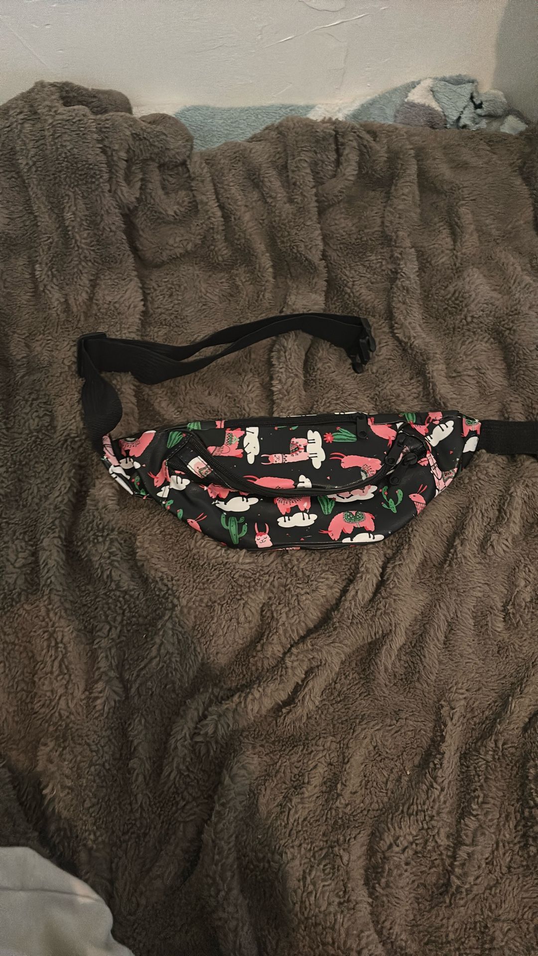 Lama Fanny Pack