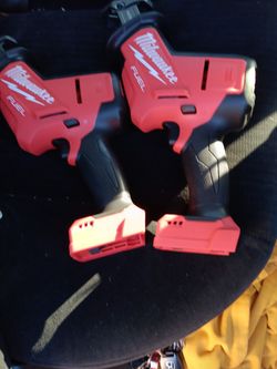 BRAND NEW ZOZO MILWAUKE 2O VOLTS