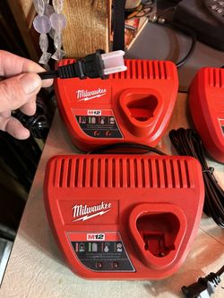Milwaukee, M 12 charger