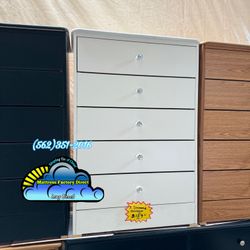 Five Drawer White With Diamond Knobs Chest 