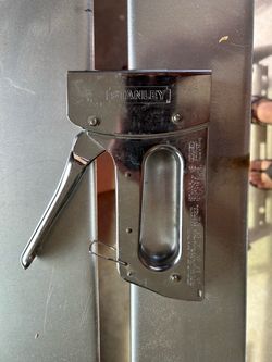 Manual T5 stapler