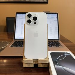 iPhone 16 Pro – 128GB – White – Unlocked – A3083 – Excellent Condition 