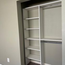 Closet Shelf’s RODS ORGANIZER 