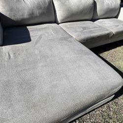 Sectional Couch Free Delivery 