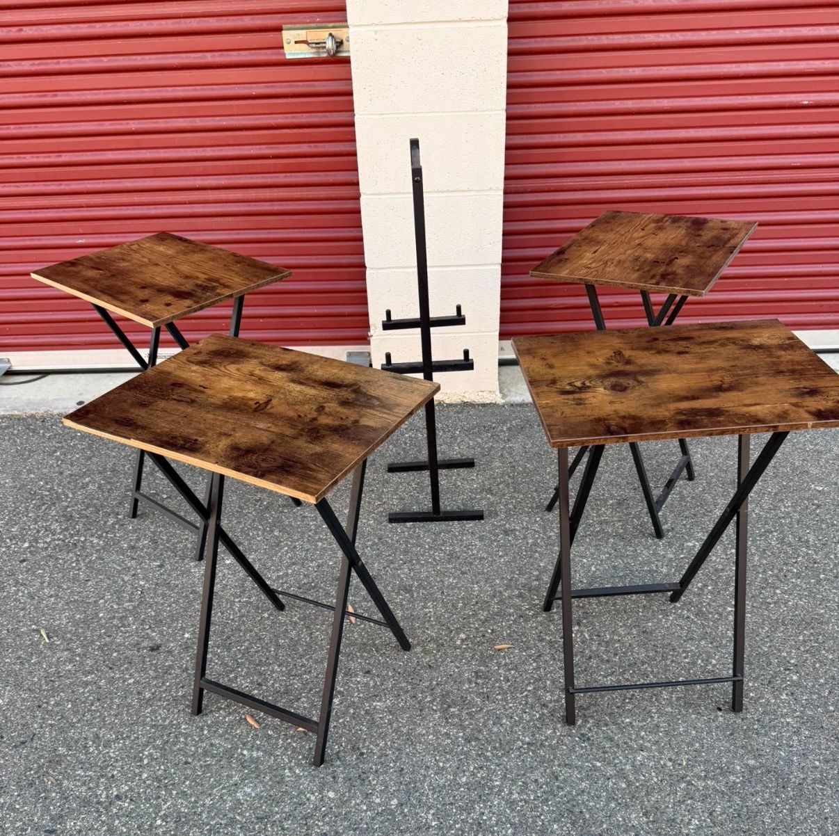 Folding Tables