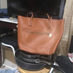 One Hand Bag Color Burgundy 