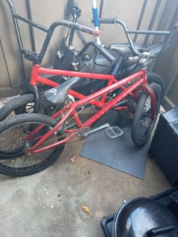 Free Agent Novus BMX Bike Red
