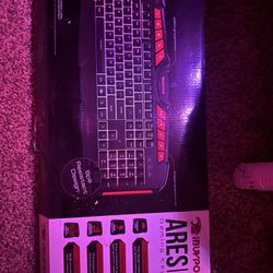 Ibuypower ARES M1 Keyboard 