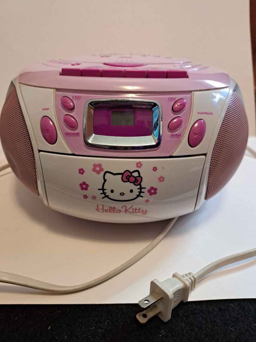 Hello Kitty CD/Cassette Player & Radio