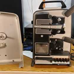 Clean Mid-century Keystone K-112Z 8mm Film Motion Picture Movie Projector/film editor with remote. Tested. Watch video.
