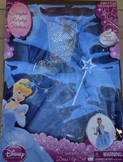 Disney Princess Cinderella Girls Med Glittered Ball Gown + Matching Tiara