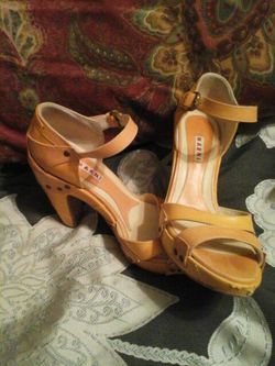 Mustard marni thick heel shoes euro size 39