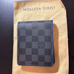Louis Vuitton Wallet Pocket