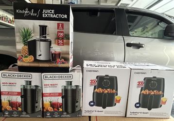 Brand New Black And Decker Juice Extractor