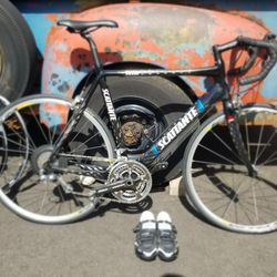 Scattante Full Carbon Elite Road Bike- 58cm - Shimano Pedals and Shoes