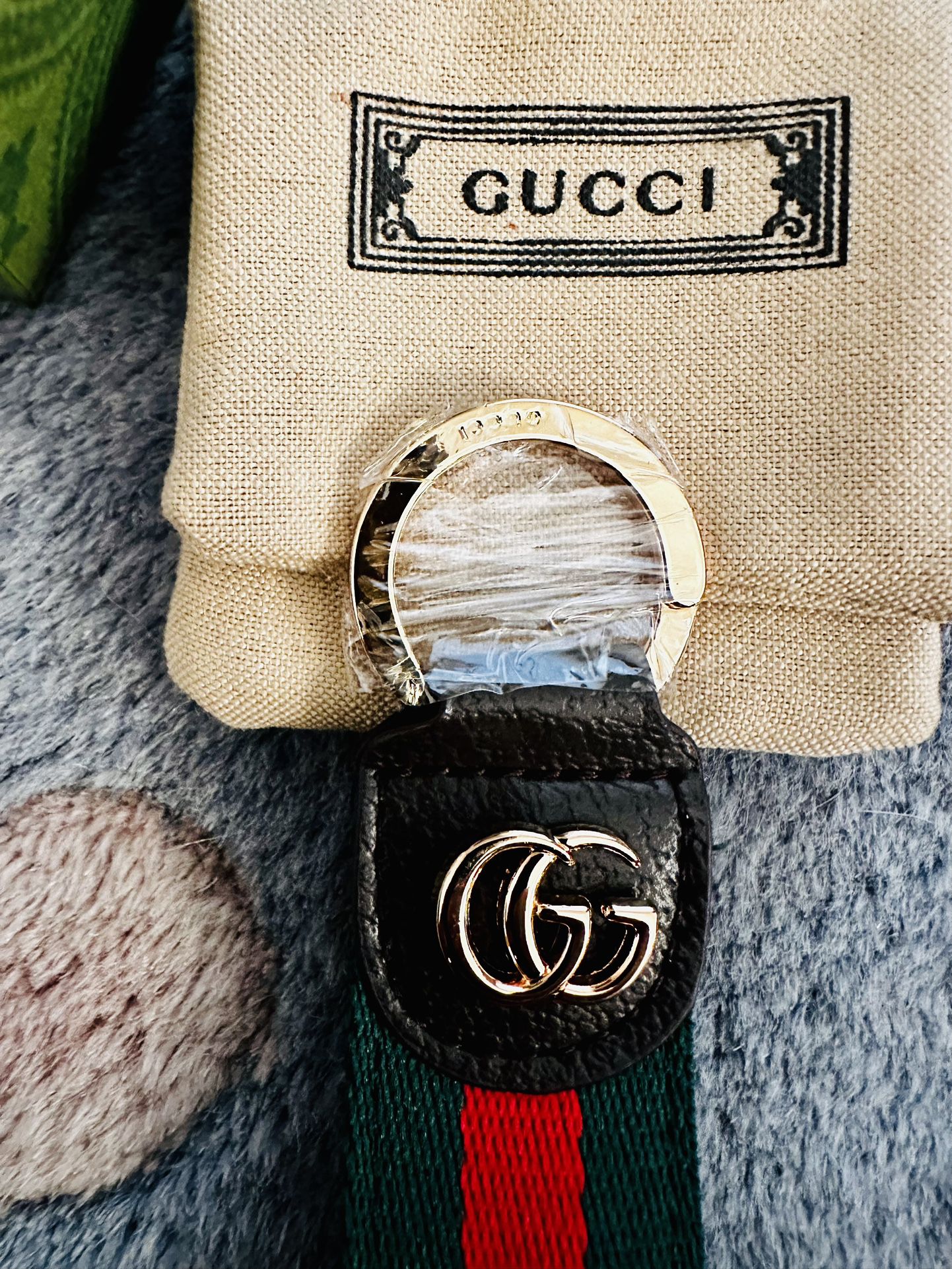 Gucci GG Logo Keychain 