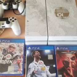 Playstation  4.  Special. Edition 