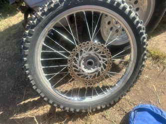 Rims and tire yamaha 450