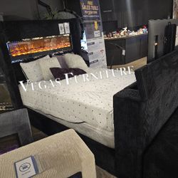 King Bed Frame ✅ Delivery available ✅ Financing Options Available!✔️✨️No Credit Needed✔️✨️$0 Or $50 Down Payment✨️