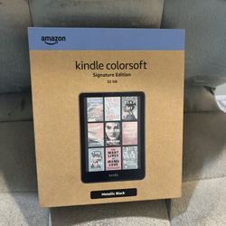 Amazon Kindle Colorsoft Signature Edition 32GB (newest model) – With color display, auto-adjusting front light, wireless charging, and long battery li