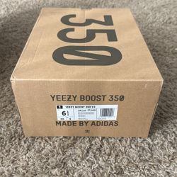 Yeezy Boost 350 V2