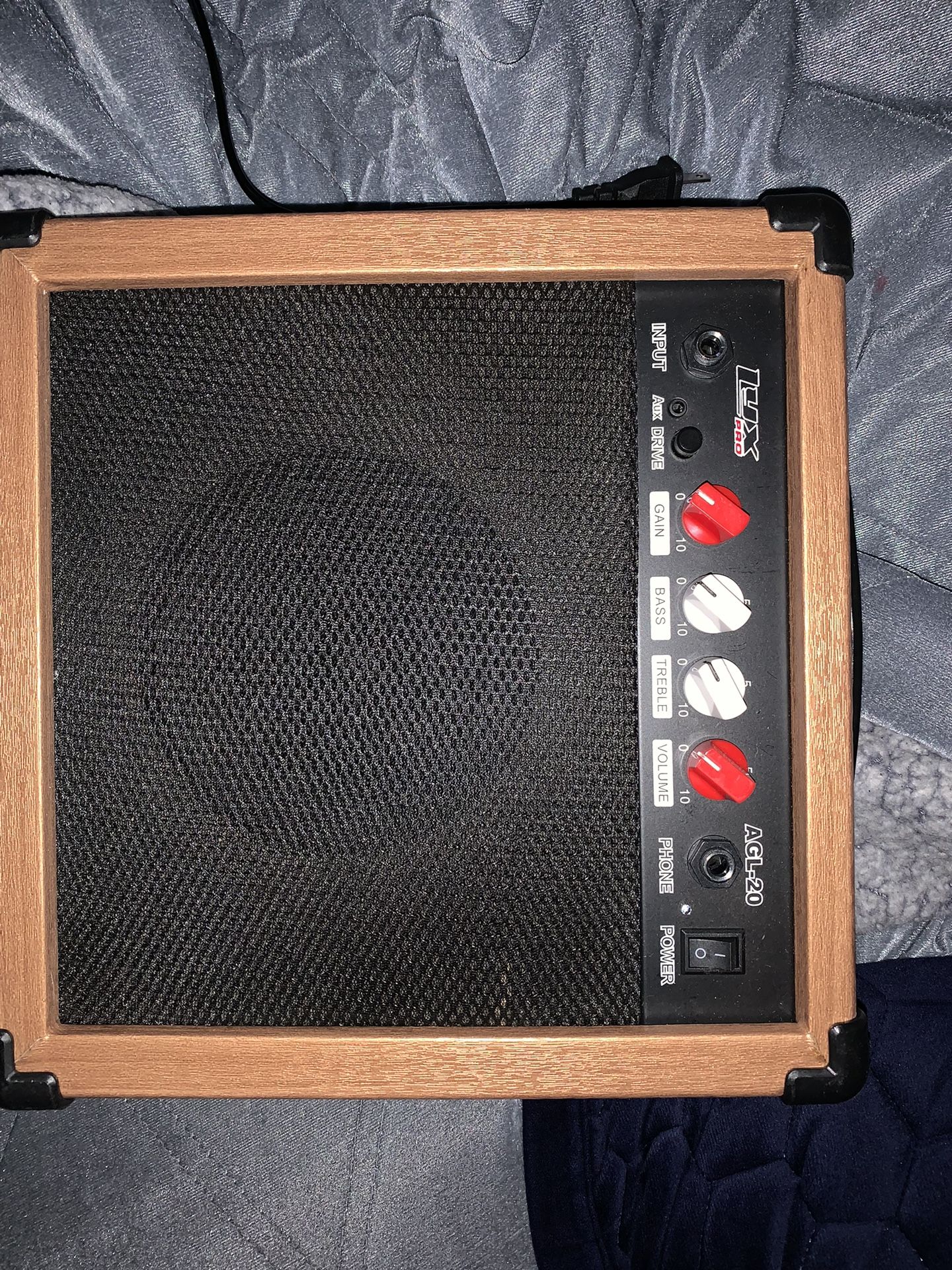Lyx pro Single Coil Guitar With Amp And Case for Sale in Albuquerque