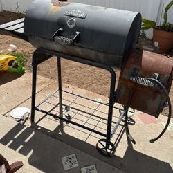 Large Smoker BBQ Grill FREE Delivery!