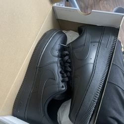 Black Air Force 1s ( Brand New)