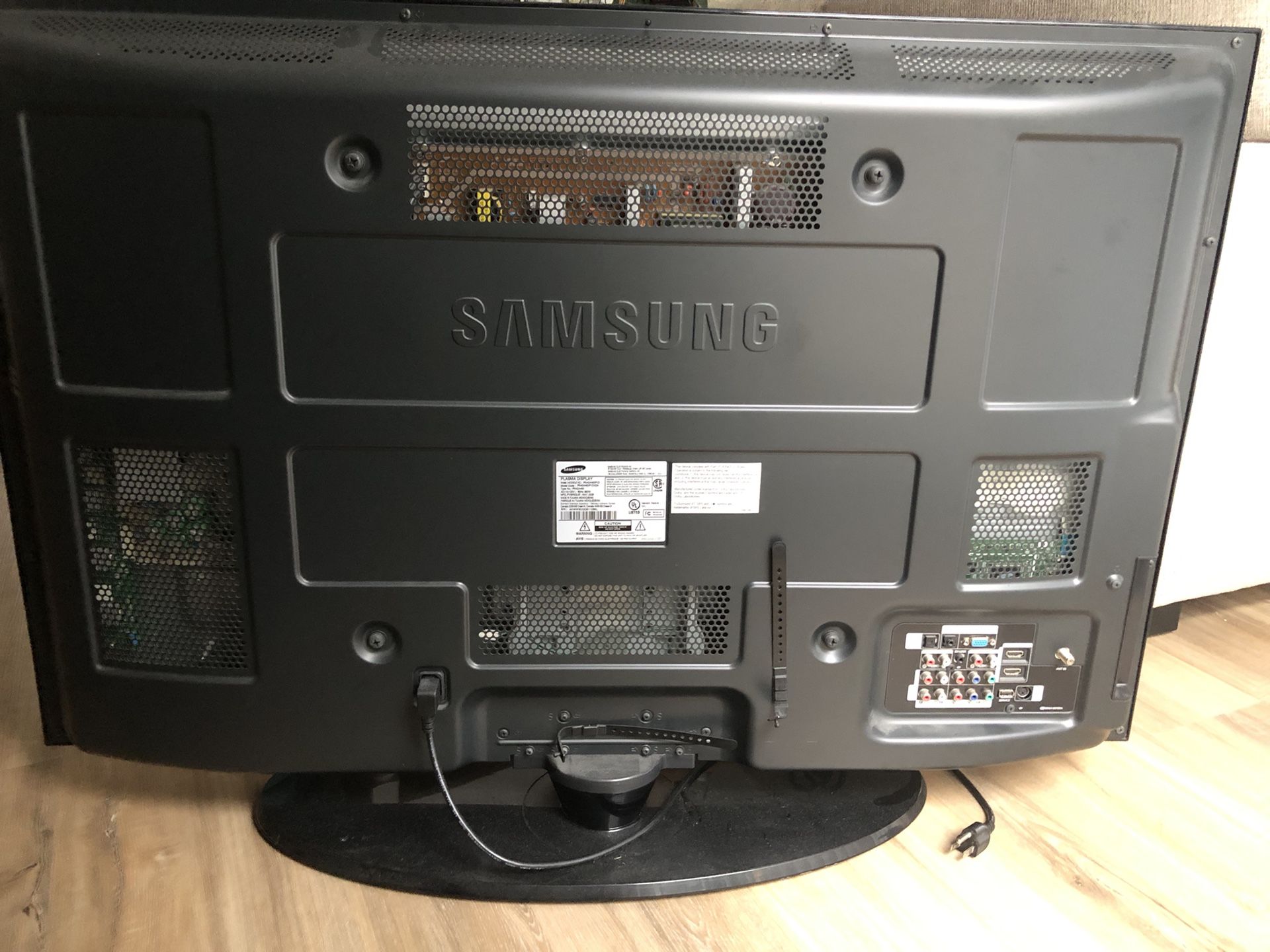 42 Inch Samsung TV for Sale in Chicago, IL OfferUp