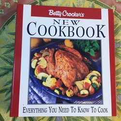 Betty Crocker’s New Cookbook 1996 8th Ed. By Macmillan, 3 Ring Looseleaf, Used