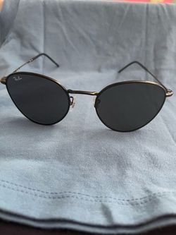 Ray-Ban round metal sunglasses