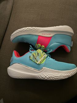 Curry HOVR Splash line 4