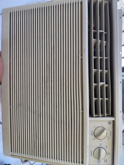 A/C Wall unit air conditioner