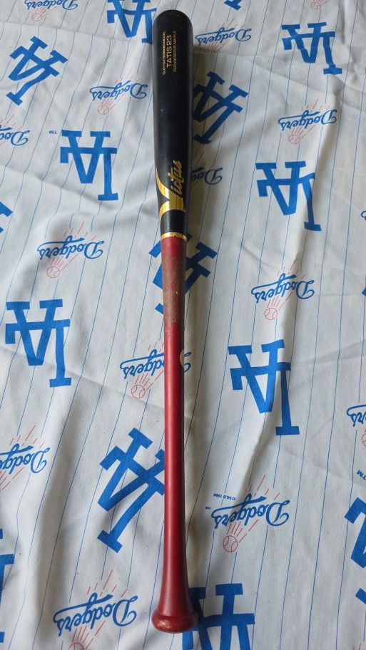 Victus Baseball Bat