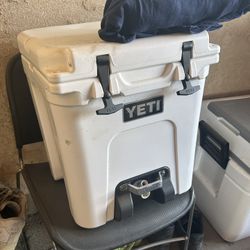 Yeti Cooler