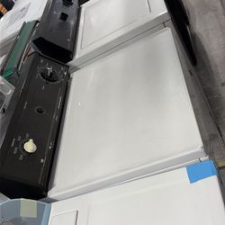 White Westinghouse Washer And Dryer Set 